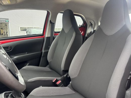 Toyota Aygo 1.0 VVT-i x-fun ActivLease financial lease