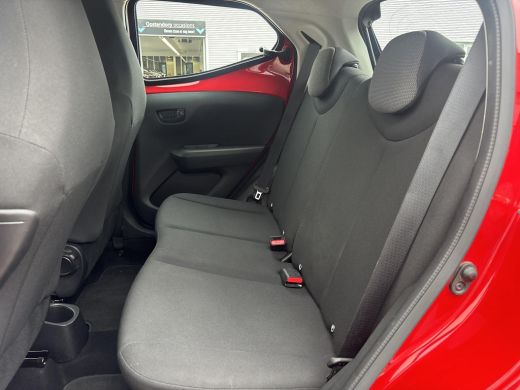 Toyota Aygo 1.0 VVT-i x-fun ActivLease financial lease