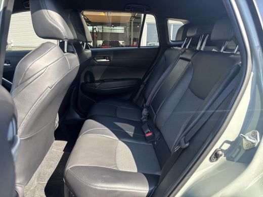 Toyota Corolla Cross Hybrid 200 Style ActivLease financial lease