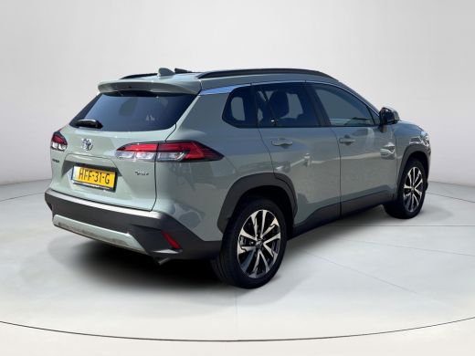 Toyota Corolla Cross Hybrid 200 Style ActivLease financial lease