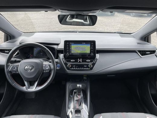 Toyota Corolla Touring Sports 1.8 Hybrid GR-Sport **TREKHAAK/ STOELVERWARMING/ PARKEERSENSOREN** ActivLease financial lease