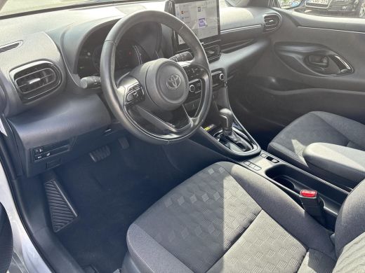Toyota Yaris 1.5 Hybrid 115 Dynamic ActivLease financial lease