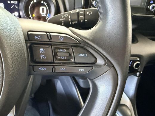 Toyota Yaris 1.5 Hybrid Dynamic ActivLease financial lease