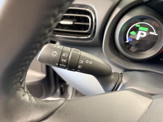 Toyota Yaris 1.5 Hybrid Dynamic ActivLease financial lease