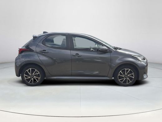 Toyota Yaris 1.5 Hybrid Dynamic ActivLease financial lease