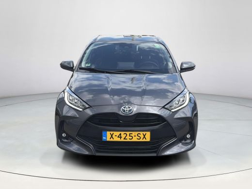 Toyota Yaris 1.5 Hybrid Dynamic ActivLease financial lease