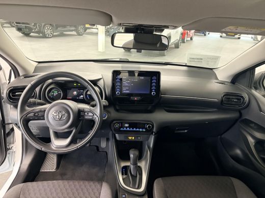 Toyota Yaris 1.5 Hybrid Dynamic ActivLease financial lease