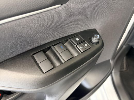 Toyota Yaris 1.5 Hybrid Dynamic ActivLease financial lease
