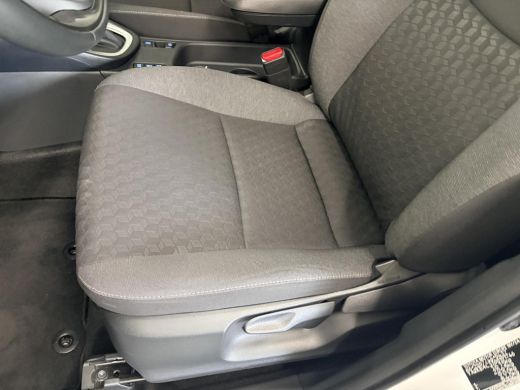 Toyota Yaris 1.5 Hybrid Dynamic ActivLease financial lease