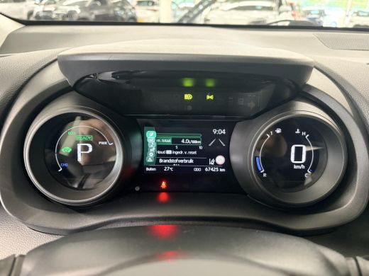 Toyota Yaris 1.5 Hybrid Dynamic ActivLease financial lease