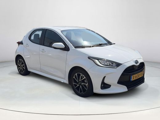 Toyota Yaris 1.5 Hybrid Dynamic ActivLease financial lease