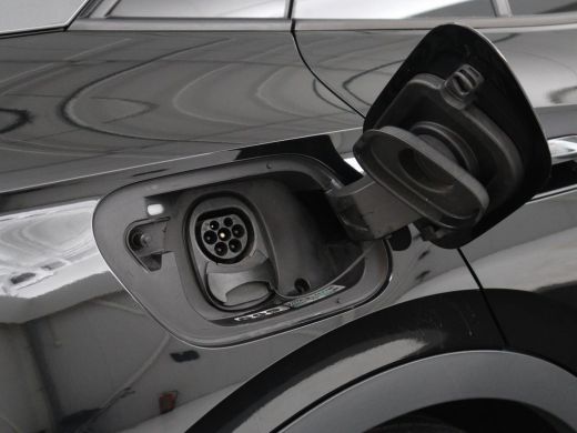 Volkswagen ID.5 | SOH 90,1% | Half leder | Stuur/stoelverwarming | Carplay | Sfeerverlichting | Adaptive cruise |... ActivLease financial lease