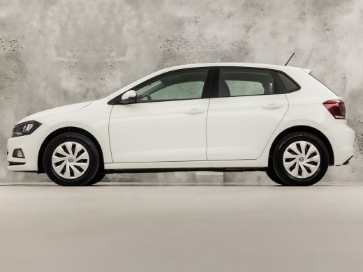 Volkswagen Polo 1.0 Sportline (APPLE CARPLAY, CRUISE, SPORTSTOELEN, BLUETOOTH, NIEUWE APK, ARMSTEUN, NIEUWSTAAT) ActivLease financial lease