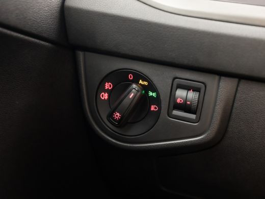 Volkswagen Polo 1.0 Sportline (APPLE CARPLAY, CRUISE, SPORTSTOELEN, BLUETOOTH, NIEUWE APK, ARMSTEUN, NIEUWSTAAT) ActivLease financial lease