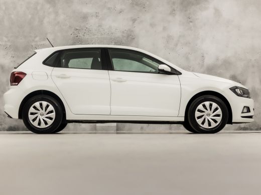 Volkswagen Polo 1.0 Sportline (APPLE CARPLAY, CRUISE, SPORTSTOELEN, BLUETOOTH, NIEUWE APK, ARMSTEUN, NIEUWSTAAT) ActivLease financial lease
