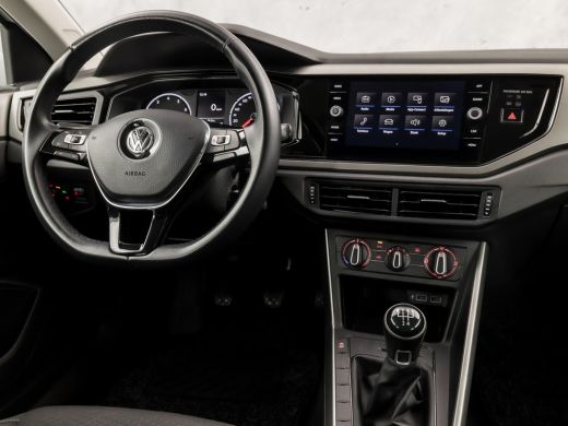 Volkswagen Polo 1.0 Sportline (APPLE CARPLAY, CRUISE, SPORTSTOELEN, BLUETOOTH, NIEUWE APK, ARMSTEUN, NIEUWSTAAT) ActivLease financial lease