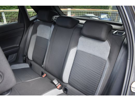 Volkswagen Polo 1.0 TSI Highline 95PK | R-LINE | PANORAMA DAK | ADAPT. CRUISE | FULL LED | CLIMATE CONTROL | DAB+ ActivLease financial lease