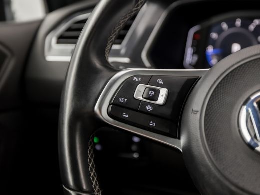 Volkswagen Tiguan Allspace 2.0 TSI 4Motion R-Line 7 Persoons 190Pk Automaat (2X R-LINE, PANORAMADAK, VIRTUAL COCKPIT, 360 CA... ActivLease financial lease
