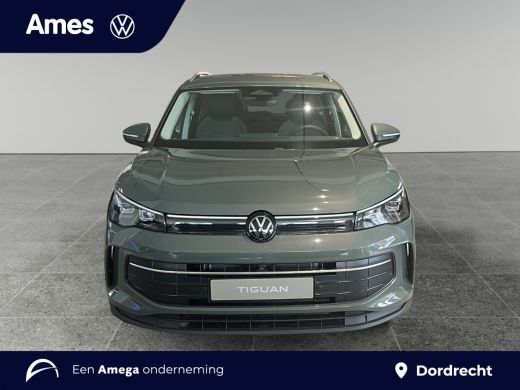 Volkswagen Tiguan Life Edition 1.5 eTSI 96 kW / 130 PK SUV 7 versn. DSG | 360 Graden camera | Elektrische achterkle... ActivLease financial lease