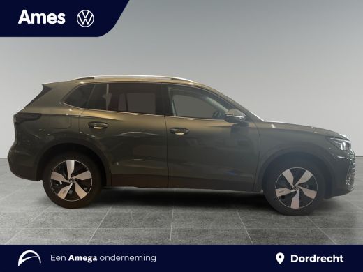 Volkswagen Tiguan Life Edition 1.5 eTSI 96 kW / 130 PK SUV 7 versn. DSG | 360 Graden camera | Elektrische achterkle... ActivLease financial lease