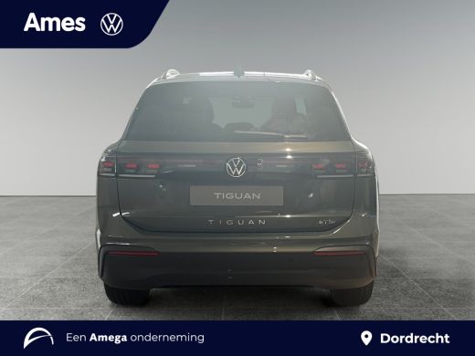 Volkswagen Tiguan Life Edition 1.5 eTSI 96 kW / 130 PK SUV 7 versn. DSG | 360 Graden camera | Elektrische achterkle... ActivLease financial lease
