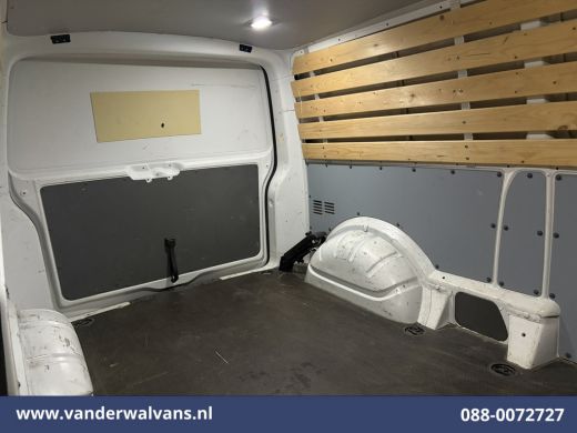 Volkswagen Transporter 2.0 TDI L2H1 Euro6 Airco | Navigatie | Apple Carplay | Android Auto Bijrijdersbank, Achterklep ActivLease financial lease