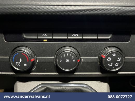 Volkswagen Transporter 2.0 TDI L2H1 Euro6 Airco | Navigatie | Apple Carplay | Android Auto Bijrijdersbank, Achterklep ActivLease financial lease
