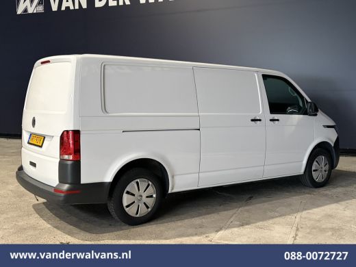 Volkswagen Transporter 2.0 TDI L2H1 Euro6 Airco | Navigatie | Apple Carplay | Android Auto Bijrijdersbank, Achterklep ActivLease financial lease