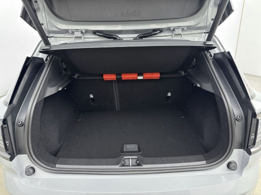 Volvo  EX30 P5 Long Range Ultra Europa 69 kWh | 22 kW lader | 360&deg; Camera | Achteruitrijcamera ActivLease financial lease
