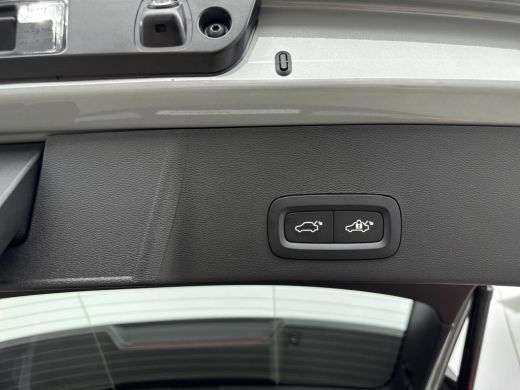 Volvo  EX40 Extended Range Plus Black Edition | 20 inch LM | Harman/Kardon | PDC V+A en Camera | Elektrische ... ActivLease financial lease