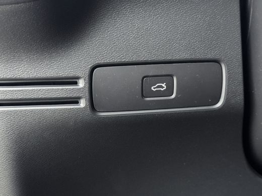 Volvo  EX40 Extended Range Plus Black Edition | 20 inch LM | Harman/Kardon | PDC V+A en Camera | Elektrische ... ActivLease financial lease