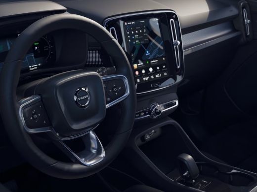 Volvo  EX40 Single Motor Ext. Range Ultra Bl. Ed. Eur. 82 kWh | Achteruitrijcamera | Apple Carplay/Android Au... ActivLease financial lease
