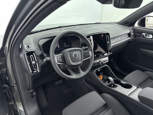 Volvo  EX40 Single Motor Extended Range Plus Europa 82 kWh | 19 inch LM | Harman/Kardon | PDC V+A en Camera |... ActivLease financial lease
