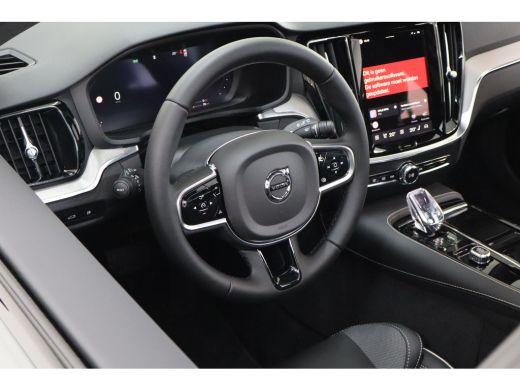 Volvo  V60 2.0 T6 Plug-in hybrid AWD Plus Dark | Achterbank verwarmd | Apple Carplay/Android Auto|telefoonin... ActivLease financial lease