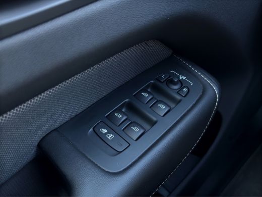 Volvo  XC60 2.0 T8 Plug-in-hybrid AWD Polestar Engineered | Pano | H&K Audio | 360 camera | 21 inch ActivLease financial lease