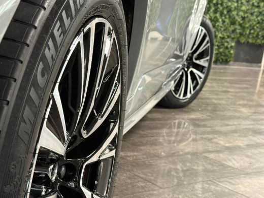 Volvo  XC90 T8 AWD Recharge Ultra Dark | Vol! | Bowers & Wilkins | Luchtvering | Stoelventilatie | Trekhaak |... ActivLease financial lease
