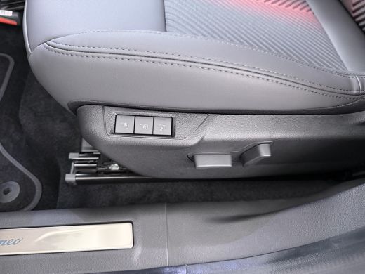 Alfa Romeo Junior 1.2 Turbo Hybrid Ibrida Ti | Achteruitrijcamera | Apple Carplay/Android Auto|telefoonintegratie p... ActivLease financial lease