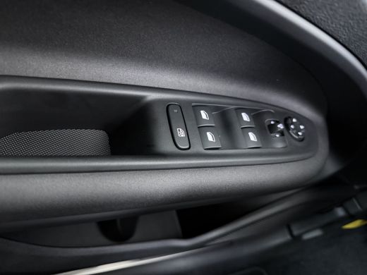 Alfa Romeo Junior 1.2 Turbo Hybrid Ibrida Ti | Achteruitrijcamera | Apple Carplay/Android Auto|telefoonintegratie p... ActivLease financial lease