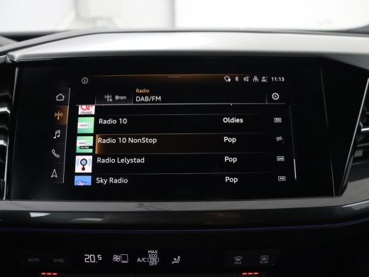 Audi Q4 e-tron | SOH 92,1% | Half leder | Stoelverwarming | Carplay | Adaptive cruise | Climate control | Camera... ActivLease financial lease