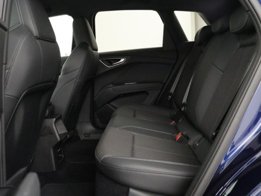 Audi Q4 e-tron | SOH 92,1% | Half leder | Stoelverwarming | Carplay | Adaptive cruise | Climate control | Camera... ActivLease financial lease