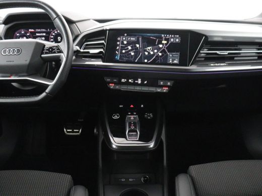 Audi Q4 e-tron | SOH 92,1% | Half leder | Stoelverwarming | Carplay | Adaptive cruise | Climate control | Camera... ActivLease financial lease