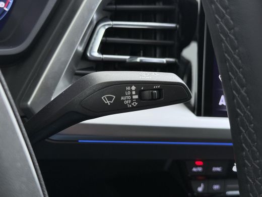 Audi Q4 Sportback e-tron 45 S Edition 82 kWh VAN: 44.900,- VOOR: 40.877,- UW HERFSTVOORDEEL: 4.023,- SOH 96% | S-Exterieur... ActivLease financial lease