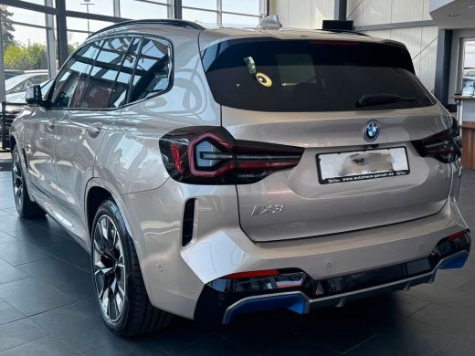 BMW iX3 M-SPORT 80 kWh (210kW/286pk) ** LASER, LEDER, PANO, TREKH, H&K SOUND, 20-inch LMV ** 1e EIG - UNF... ActivLease financial lease