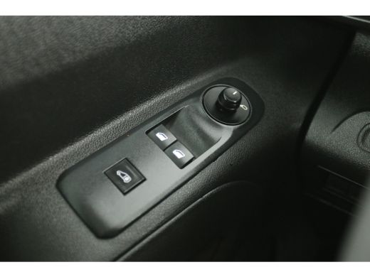 Fiat Dobl&ograve; Elektrisch 50 kWh L2 | Snelladen | SOH 94% | Airco | Cruise | Parkeersens. ActivLease financial lease
