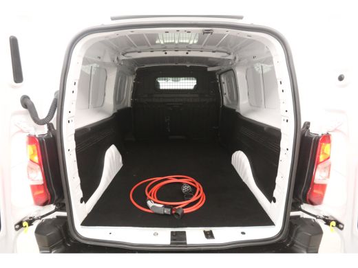 Fiat Dobl&ograve; Elektrisch 50 kWh L2 | Snelladen | SOH 94% | Airco | Cruise | Parkeersens. ActivLease financial lease