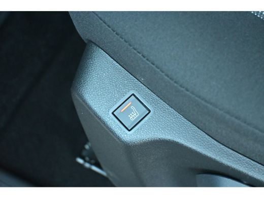 Fiat E-Dobl&ograve; 136 L1 50 kWh Tot 8 Jaar Garantie! | Betimmering | Stoelverwarming | Draadloos Apple Carplay + An... ActivLease financial lease