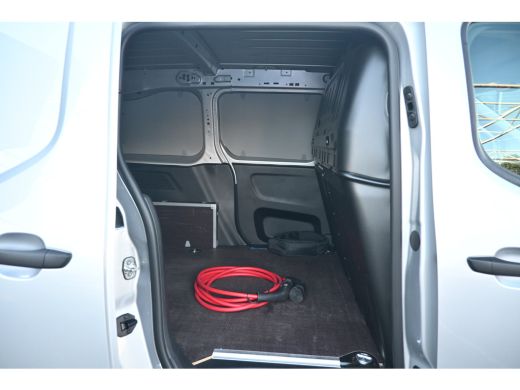 Fiat E-Dobl&ograve; 136 L1 50 kWh Tot 8 Jaar Garantie! | Betimmering | Stoelverwarming | Draadloos Apple Carplay + An... ActivLease financial lease