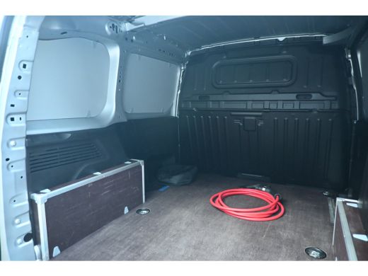 Fiat E-Dobl&ograve; 136 L1 50 kWh Tot 8 Jaar Garantie! | Betimmering | Stoelverwarming | Draadloos Apple Carplay + An... ActivLease financial lease