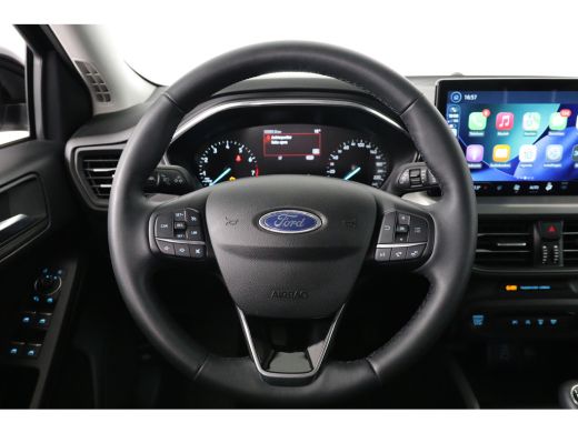Ford Focus 1.0 EcoBoost Hybrid Titanium | 1e Eigenaar! | Winterpack | Navi | LED | Clima | Parkeersensoren V... ActivLease financial lease