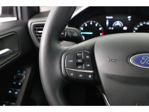 Ford Focus 1.0 EcoBoost Hybrid Titanium | 1e Eigenaar! | Winterpack | Navi | LED | Clima | Parkeersensoren V... ActivLease financial lease